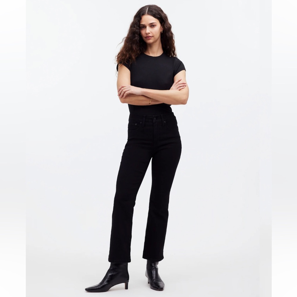 Madewell Kick Out Crop Jeans in Black Rinse Wash - 28